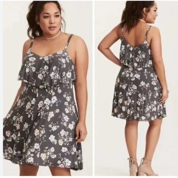 Torri Breezy Grey Floral Flowy Stretch Lined ruffle Mini Dress Plus Size 00 - Picture 1 of 7